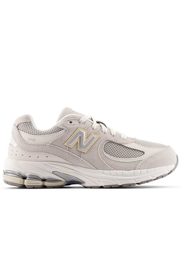 Buty młodzieżowe New Balance GC2002RT - szare. Okazja: na co dzień. Kolor: szary. Materiał: tkanina, guma. Szerokość cholewki: normalna. Sport: turystyka piesza