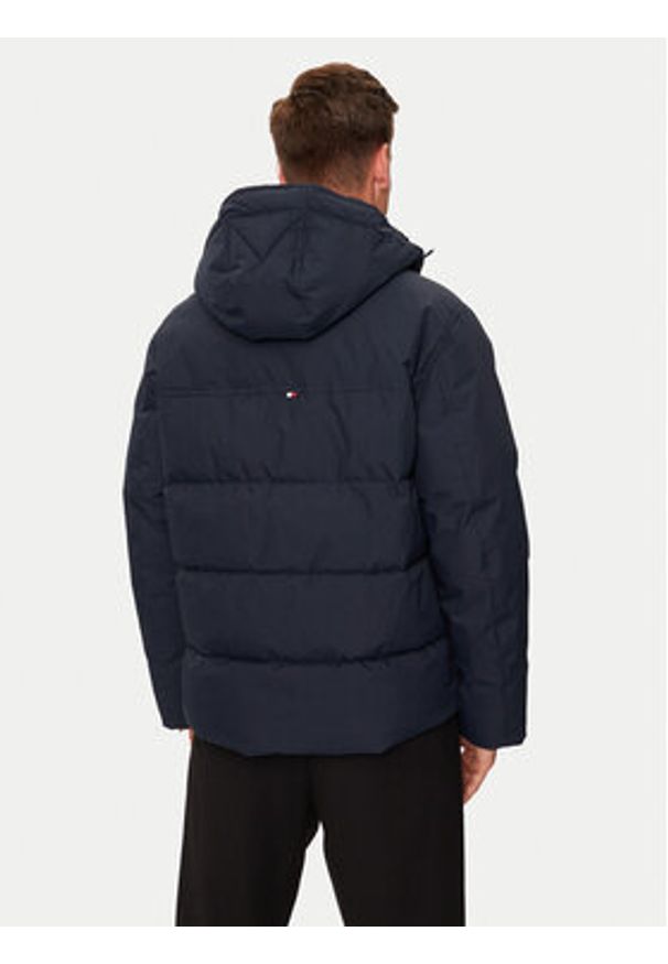 TOMMY HILFIGER - Tommy Hilfiger Kurtka zimowa Rockie MW0MW37125 Granatowy Regular Fit. Kolor: niebieski. Materiał: syntetyk. Sezon: zima