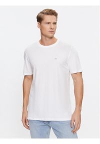 GAP - Gap T-Shirt 753766-01 Biały Regular Fit. Kolor: biały. Materiał: bawełna