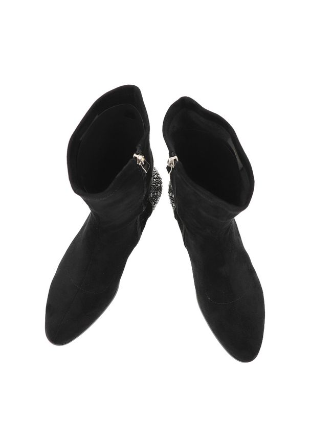 Czarne Botki S.Barski Buty Damskie Zapinane Na Suwak. Okazja: na co dzień. Kolor: czarny. Materiał: materiał. Szerokość cholewki: normalna. Obcas: na obcasie. Styl: casual, glamour. Wysokość obcasa: niski