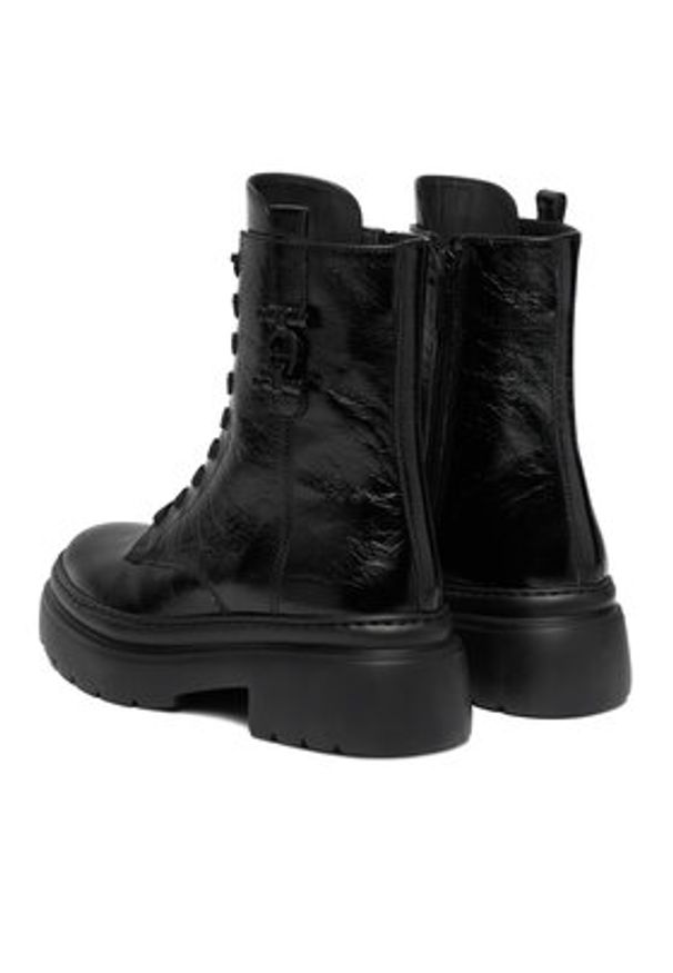 Aigner Trzewiki 1252020 Czarny. Kolor: czarny. Materiał: skóra