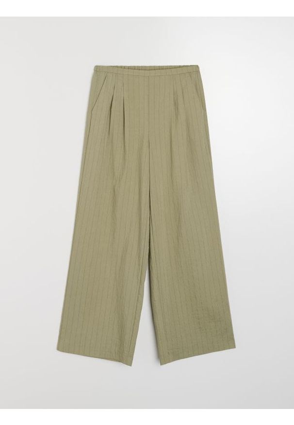 Sinsay - Spodnie wide leg w pionowe paski z wiskozą i domieszką lnu - wielobarwny. Materiał: wiskoza, len. Wzór: paski