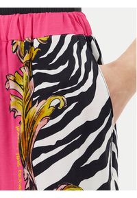Versace Jeans Couture Spodnie materiałowe 78HAA1P2 Różowy Straight Fit. Kolor: różowy. Materiał: wiskoza #5