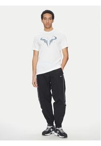 Nike T-Shirt FQ4938 Biały Regular Fit. Kolor: biały. Materiał: bawełna, syntetyk