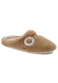 Brązowe Kapcie Macarena Wygodne Domowe Obuwie Damskie. Okazja: do domu. Zapięcie: klamry. Kolor: brązowy. Materiał: futro. Styl: elegancki #1