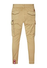 Alpha Industries Joggery Airman 188201 Beżowy Tapered Fit. Kolor: beżowy. Materiał: bawełna
