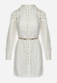 Born2be - Biała Koronkowa Sukienka Mini z Paskiem i Guzikami Nyloni. Okazja: na co dzień, na randkę. Kolor: biały. Materiał: koronka. Długość rękawa: na ramiączkach. Typ sukienki: proste. Styl: casual, elegancki. Długość: mini #5