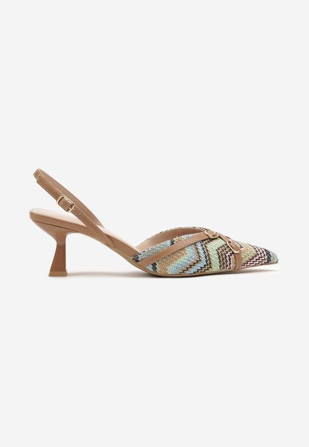 Born2be - Brązowe Sandały Slingback na Obcasie Typu Kaczuszka Zdobione Klamrami Adivilo. Okazja: na co dzień. Zapięcie: klamry. Kolor: brązowy. Wzór: aplikacja. Obcas: na obcasie. Styl: wizytowy, klasyczny, elegancki, casual. Wysokość obcasa: średni