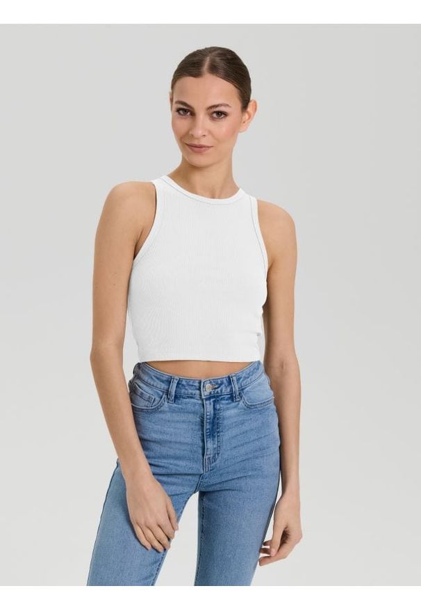 Sinsay - Crop top bez rękawów - biały. Kolor: biały. Długość rękawa: bez rękawów
