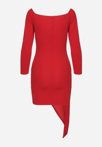 Born2be - Czerwona Koktajlowa Asymetryczna Sukienka z Kopertowym Dekoltem Zaidelle. Okazja: na imprezę. Typ kołnierza: dekolt kopertowy. Kolor: czerwony. Typ sukienki: asymetryczne, kopertowe. Styl: wizytowy #6