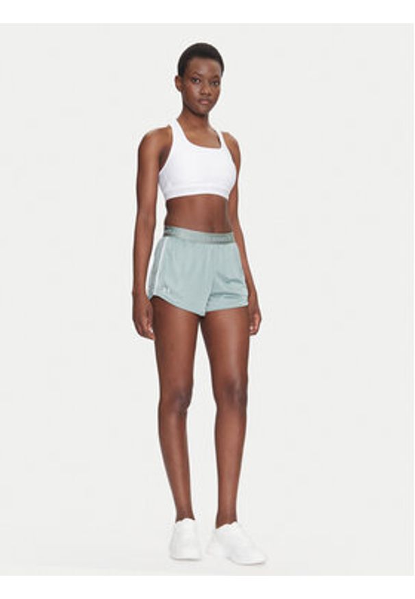 Under Armour Szorty sportowe Tech™ Play Up Shine 1389883 Zielony Regular Fit. Kolor: zielony. Materiał: syntetyk