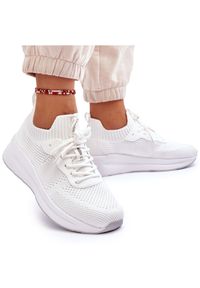 Damskie Wsuwane Sneakersy Cross Jeans LL2R4031C Białe. Okazja: na co dzień. Zapięcie: bez zapięcia. Kolor: biały. Materiał: tkanina, materiał. Szerokość cholewki: normalna #5