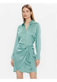 Guess Sukienka koszulowa Alya W2BK83 WF1T2 Zielony Regular Fit. Kolor: zielony. Materiał: syntetyk. Typ sukienki: koszulowe