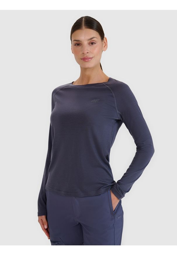 4f - 4F Longsleeve trekkingowy szybkoschnący z wełną Merino damski - szary M. Typ kołnierza: dekolt na plecach. Kolor: szary. Materiał: wełna. Długość rękawa: długi rękaw. Długość: długie. Wzór: gładki, ze splotem. Sport: turystyka piesza, fitness