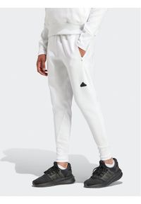 Adidas - Spodnie dresowe adidas. Kolor: biały. Materiał: bawełna, dresówka #1