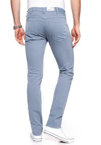 Wrangler - WRANGLER SPODNIE MĘSKIE LARSTON FLINTSTONE BLUE W18SHD13F. Materiał: materiał #10