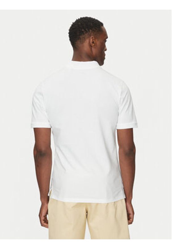 Guess Polo F5GP00 K9WF1 Biały Regular Fit. Typ kołnierza: polo. Kolor: biały. Materiał: bawełna