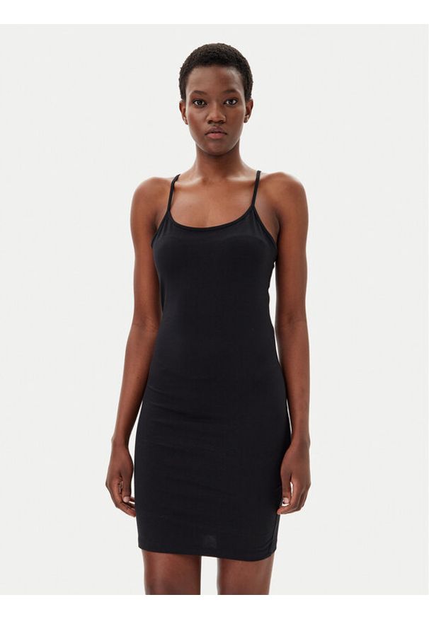 JJXX Sukienka codzienna Gigi 12267294 Czarny Slim Fit. Okazja: na co dzień. Kolor: czarny. Materiał: bawełna. Typ sukienki: proste. Styl: casual