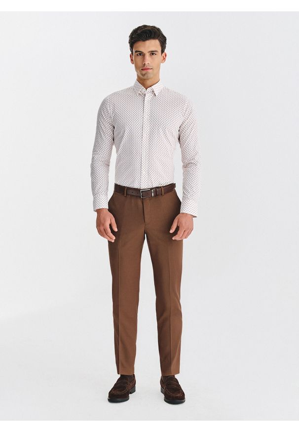 Pako Lorente - PAKO LORENTE – Biała koszula w kwiatowy print. Kolor: biały. Materiał: elastan, bawełna. Długość rękawa: długi rękaw. Długość: długie. Wzór: nadruk, kwiaty