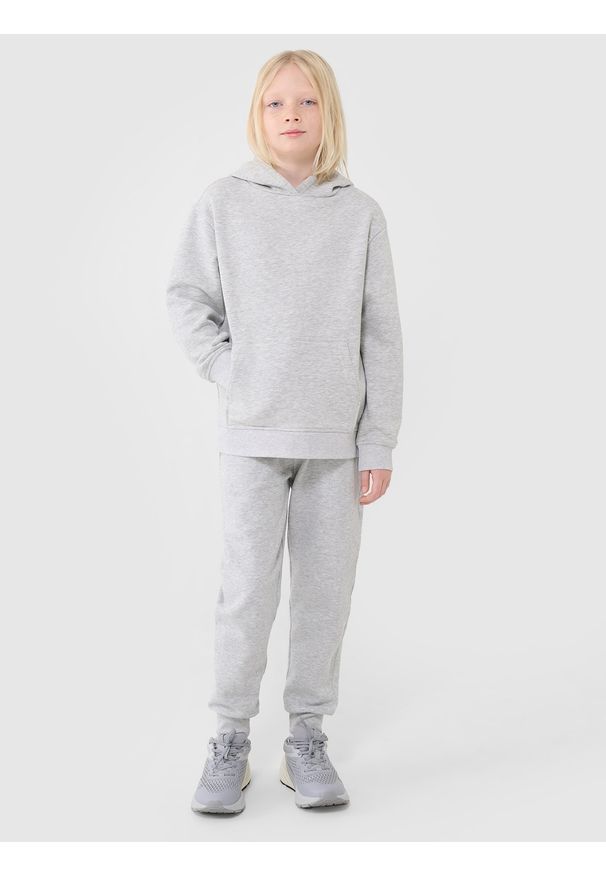 4f - 4F Spodnie dresowe joggery chłopięce - szare 128 (7-8 lat). Okazja: na co dzień. Kolor: szary. Materiał: dresówka. Sezon: lato. Styl: sportowy, casual