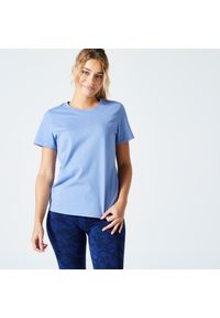 DOMYOS - Koszulka z krótkim rękawem damska Domyos Gym & Pilates 500 Essentials. Kolor: niebieski. Materiał: bawełna, materiał. Długość rękawa: krótki rękaw. Długość: krótkie. Sport: joga i pilates