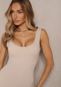 Renee - Beżowy Kombinezon Taliowany z Wycięciem na Plecach i Usztywnianymi Miseczkami Senimi. Kolor: beżowy #4