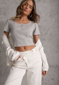 Renee - Szary Top z Bawełny Ozdobiony Guzikami przy Dekolcie Nediva. Okazja: na co dzień. Kolor: szary. Materiał: bawełna. Wzór: aplikacja. Styl: casual #1