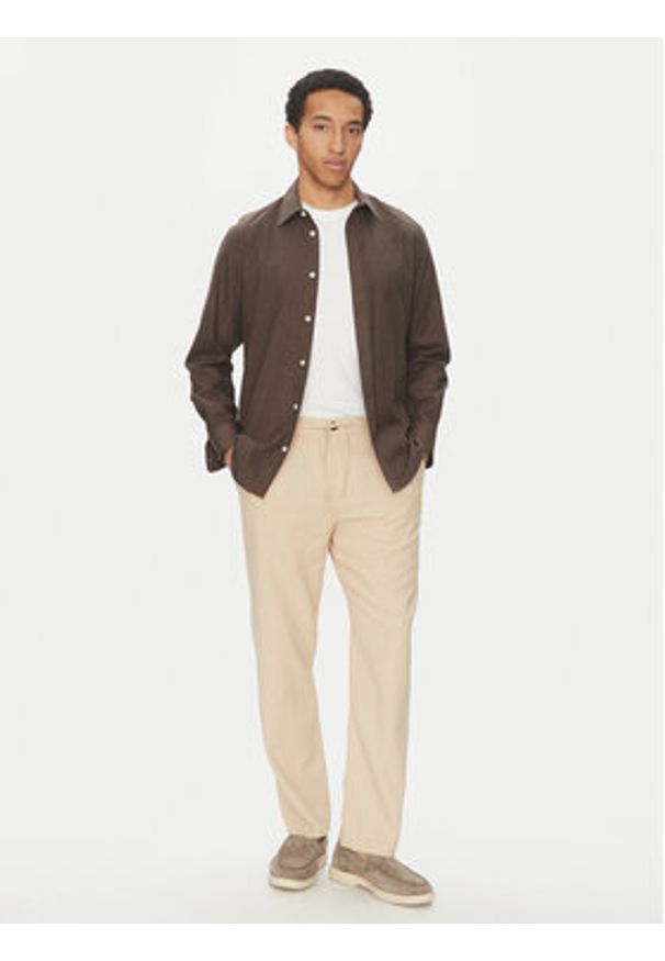 Selected Homme Chinosy 16096687 Beżowy Straight Fit. Kolor: beżowy. Materiał: bawełna