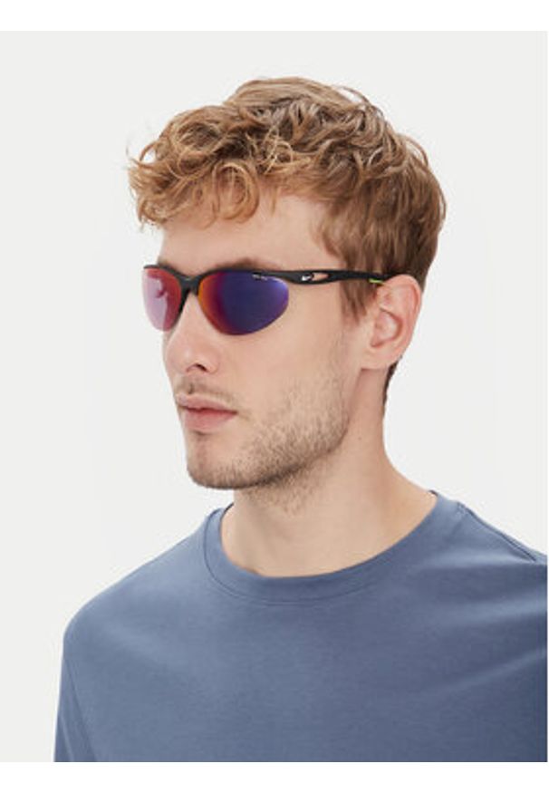 Nike Okulary przeciwsłoneczne Aerial E DZ7353 011 Czarny. Kolor: czarny