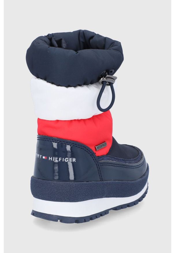 TOMMY HILFIGER - Tommy Hilfiger Śniegowce dziecięce kolor granatowy. Nosek buta: okrągły. Kolor: niebieski. Szerokość cholewki: normalna