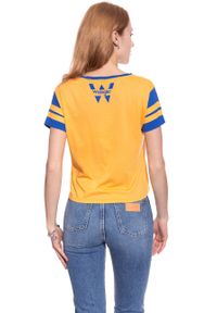 Wrangler - WRANGLER T SHIRT DAMSKI B&Y W CROP TEE AMBER YELLOW W721CF7UY. Wzór: nadruk