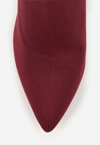 Renee - Bordowe Botki Vices ze Skarpetkową Cholewką na Szpilce Brattalie. Okazja: na co dzień, na imprezę. Nosek buta: szpiczasty. Kolor: czerwony. Materiał: jeans. Szerokość cholewki: normalna. Obcas: na szpilce. Styl: casual, elegancki, klasyczny. Wysokość obcasa: średni #4