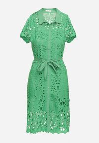 Born2be - Zielona Ażurowa Sukienka Koszulowa Midi z Wiązanym Paskiem Pamy. Kolor: zielony. Materiał: materiał, koronka. Długość rękawa: krótki rękaw. Wzór: ażurowy. Typ sukienki: koszulowe. Styl: klasyczny. Długość: midi #6