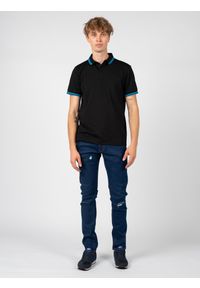 Guess Jeansy "Slim Tapered" | X1RA16D4P37 | Mężczyzna | Niebieski. Kolor: niebieski. Wzór: haft, aplikacja