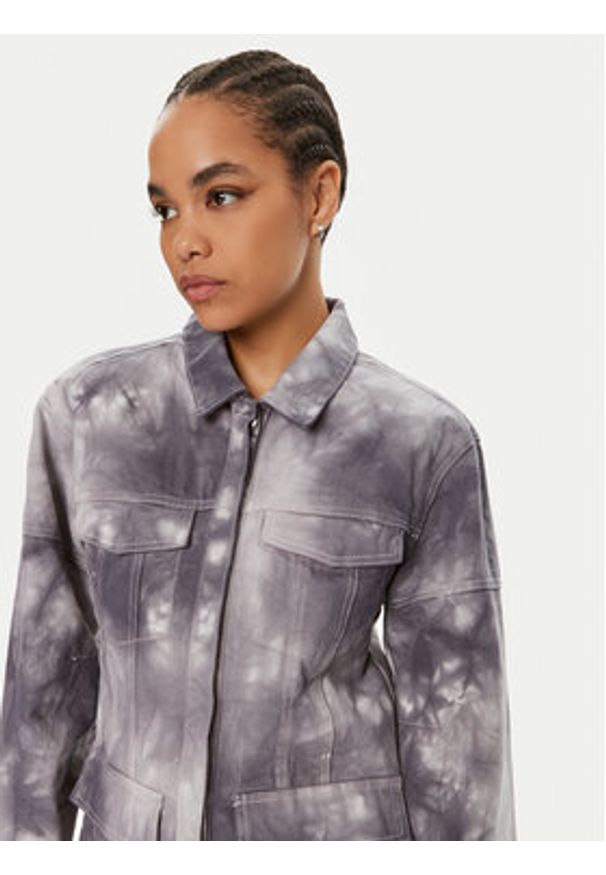 GESTUZ - Gestuz Kurtka jeansowa Kala 10909055 Szary Regular Fit. Kolor: szary. Materiał: bawełna