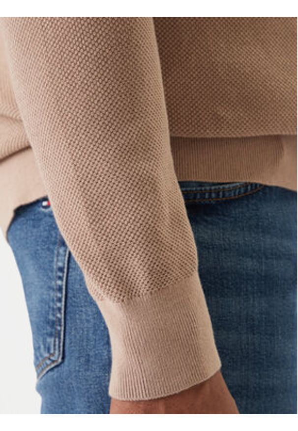 TOMMY HILFIGER - Tommy Hilfiger Sweter Essential MW0MW36347 Beżowy Regular Fit. Kolor: beżowy. Materiał: bawełna
