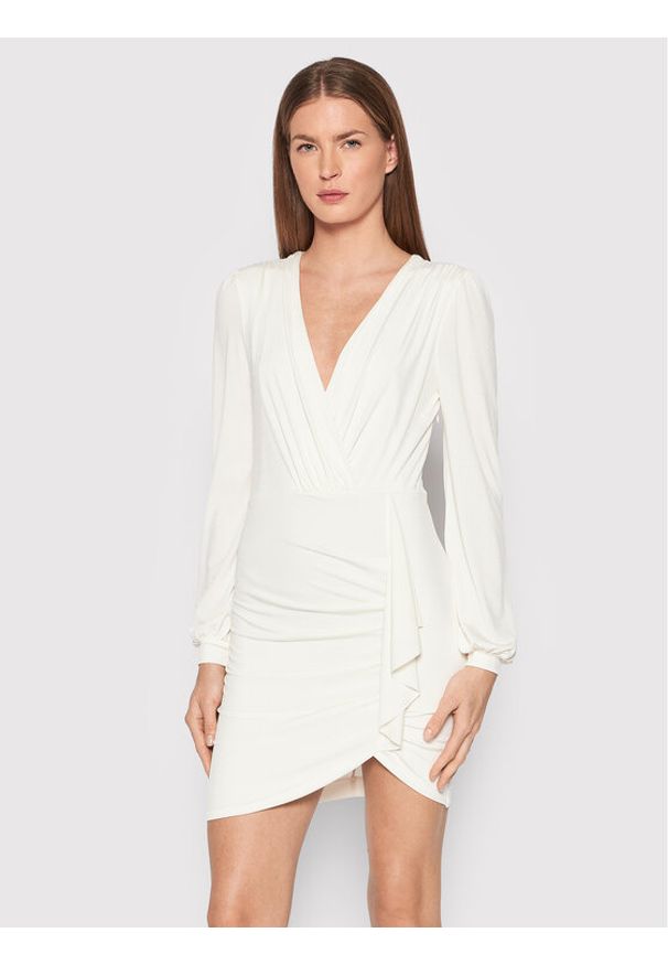 Sukienka koktajlowa Rinascimento. Kolor: biały. Materiał: syntetyk. Styl: wizytowy