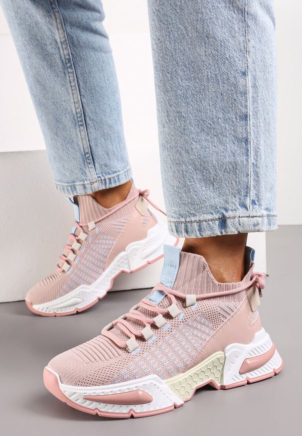 Renee - Różowe Sneakersy Sportowe na Grubej Podeszwie ze Skarpetkową Cholewką Xille. Okazja: na spacer. Kolor: różowy. Szerokość cholewki: normalna. Sport: turystyka piesza, fitness