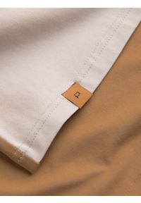 Ombre Clothing - Męski t-shirt z elastanem z kolorowymi rękawami - brązowy V1 OM-TSCT-0176 - XXL. Okazja: na co dzień. Kolor: brązowy. Materiał: elastan. Wzór: kolorowy. Styl: casual, klasyczny #7