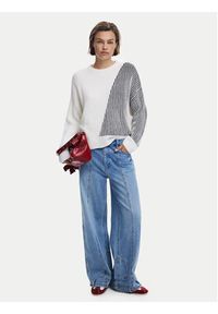 Desigual Sweter Nome 25WWJF26 Biały Regular Fit. Kolor: biały. Materiał: syntetyk #5