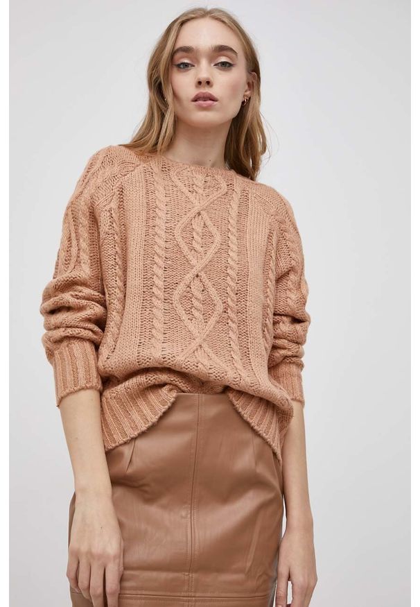 Brave Soul Sweter damski kolor brązowy. Okazja: na co dzień. Kolor: brązowy. Materiał: dzianina. Długość rękawa: raglanowy rękaw. Styl: casual