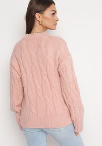 Born2be - Różowy Sweter w Warkoczykowy Splot Biggesa. Kolor: różowy. Długość rękawa: długi rękaw. Długość: długie. Wzór: ze splotem. Styl: klasyczny #3