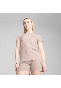 Puma - Damska koszulka ESS ELEVATED PUMA Rose Quartz Pink. Kolor: różowy. Wzór: haft, aplikacja. Sport: fitness