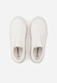 Born2be - Białe Sneakersy na Grubej Podeszwie z Tłoczeniem i Ozdobnymi Paskami Ralis. Okazja: na co dzień. Zapięcie: pasek. Kolor: biały. Materiał: jeans, dresówka #9