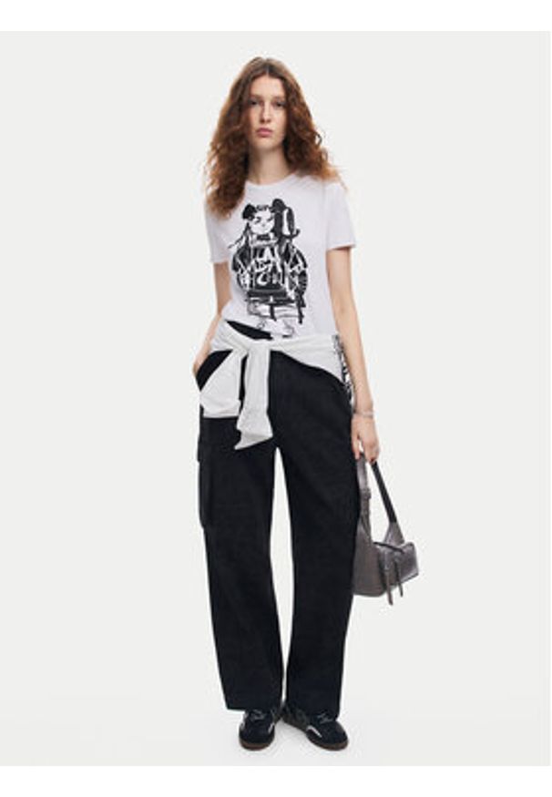 Desigual T-Shirt Choi Lacroix 24WWTK90 Biały Slim Fit. Kolor: biały. Materiał: bawełna
