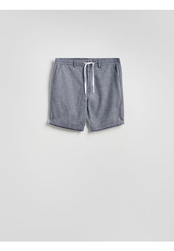 Reserved - Szorty z domieszką lnu - granatowy. Kolor: niebieski. Materiał: len