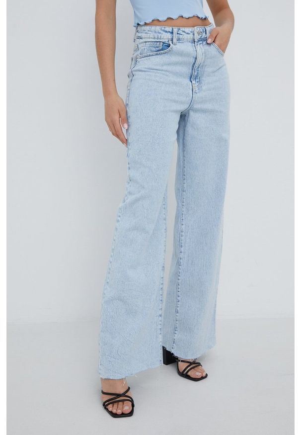 Vero Moda jeansy damskie high waist. Stan: podwyższony. Kolor: niebieski