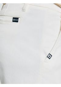 Big-Star - Szorty męskie chinosy białe Rosson 100. Okazja: na co dzień. Kolor: biały. Materiał: bawełna, elastan, tkanina. Sezon: lato. Styl: casual, klasyczny, elegancki #4