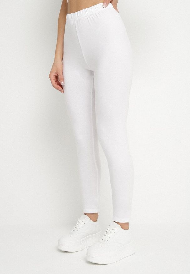 Born2be - Białe Bawełniane Legginsy z Gumką w Pasie i Niskim Stanem Lexuna. Stan: obniżony. Kolor: biały. Materiał: bawełna. Styl: sportowy