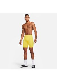 Spodnie treningowe męskie Nike Pro Drifit Strike. Kolor: czarny, żółty, wielokolorowy. Długość: krótkie
